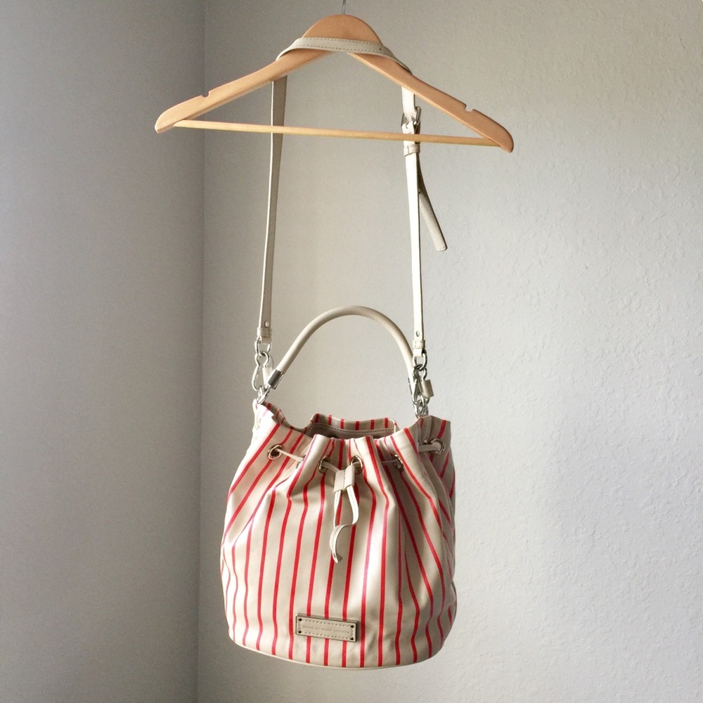 New listing!  Marc Jacobs Too Hot To Handle Bag